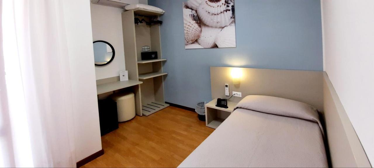 Hotel Carol Grado Zewnętrze zdjęcie
