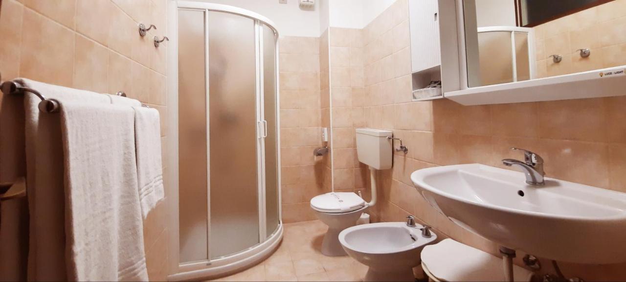Hotel Carol Grado Zewnętrze zdjęcie